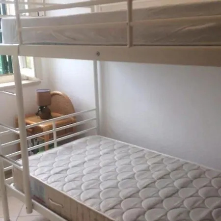 Charming Two-bedroom In Southern Italy 公寓